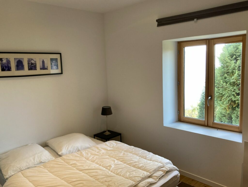 Chambre avant rénovation - La Toussuire - architecte d'intérieur - décoratrice d'intérieur - chalet - maison d'hôtes - b&b - chambre d'hotes